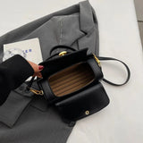 Elzaria Shell Clasp Mini Bag - Vellegra