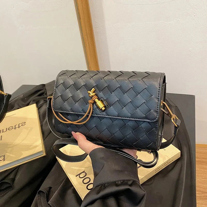 Lyrielle Woven Crossbody - Vellegra