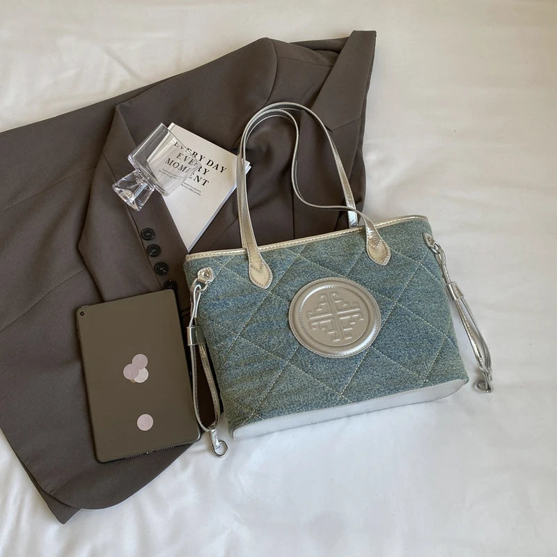 The Eloré Quilted Tote