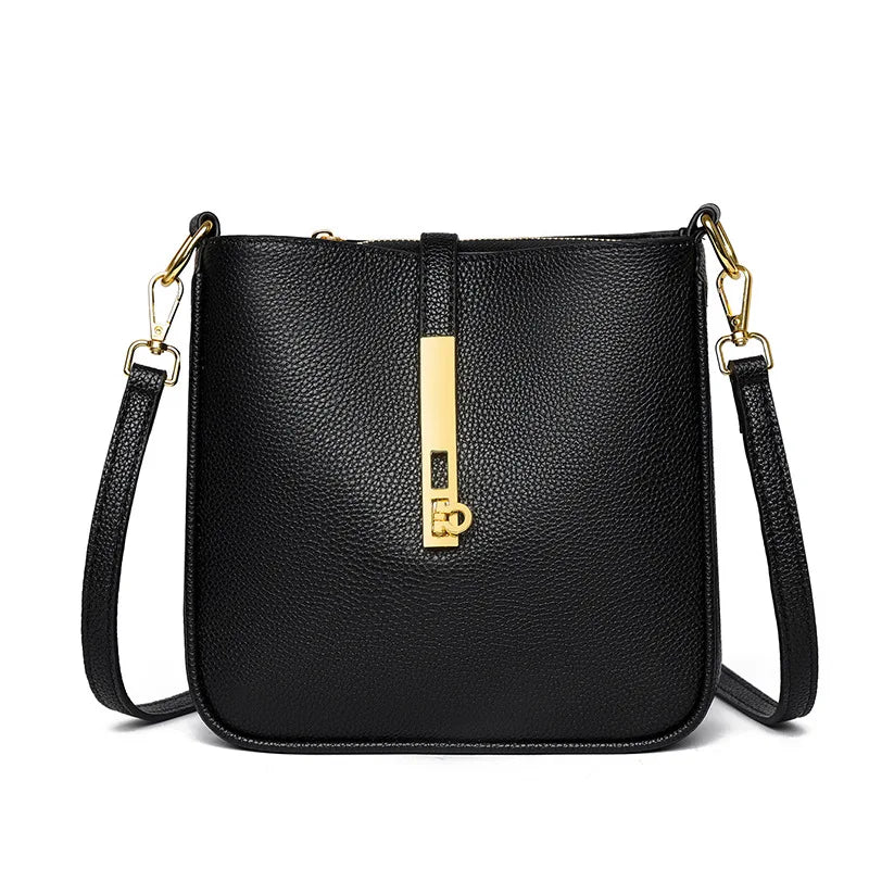Éline Vault Sculpted Leather Crossbody