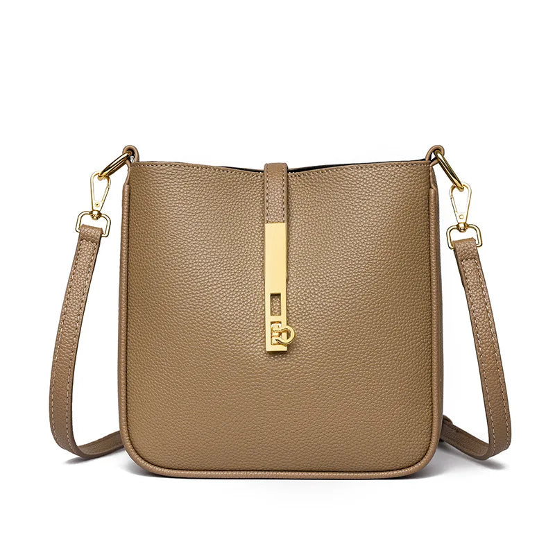 Éline Vault Sculpted Leather Crossbody