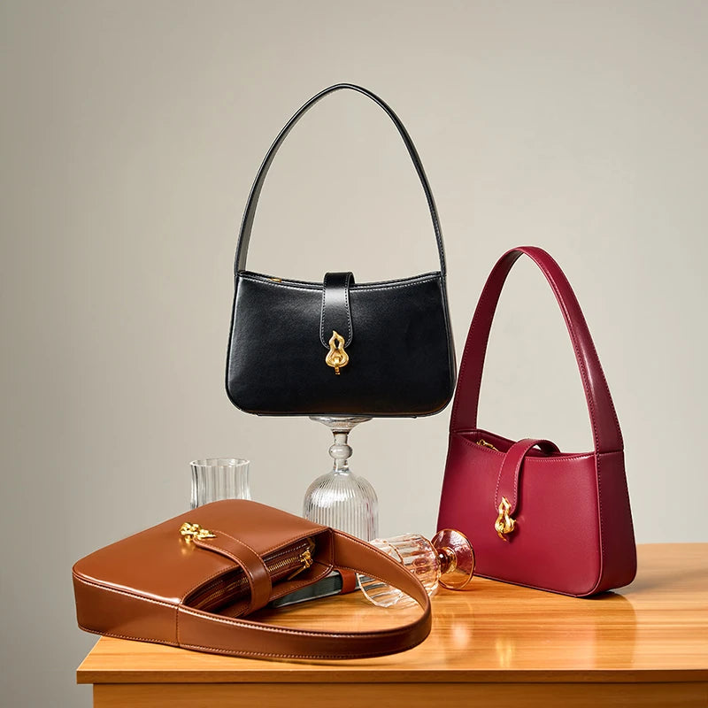 Lucéa Leather Shoulder Bag – Elegant Crescent Design for Daily Chic