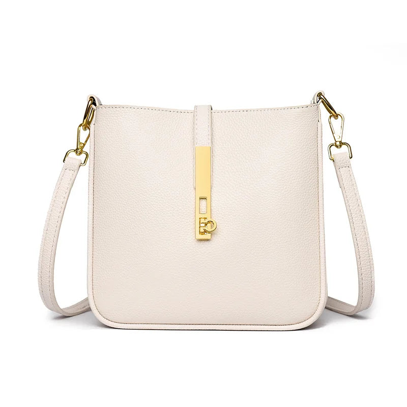 Éline Vault Sculpted Leather Crossbody