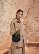 Solenne Curve Bag – Sculpted Shoulder Bag with Soft Minimalist Form