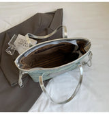 The Eloré Quilted Tote