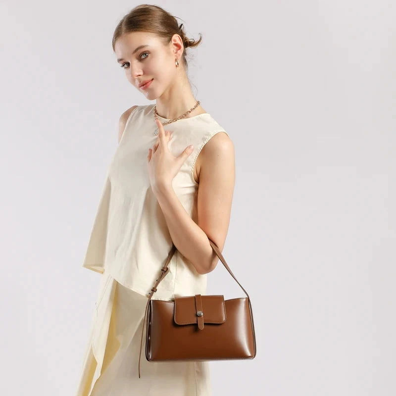 The Aureline Shoulder Bag - Vellegra