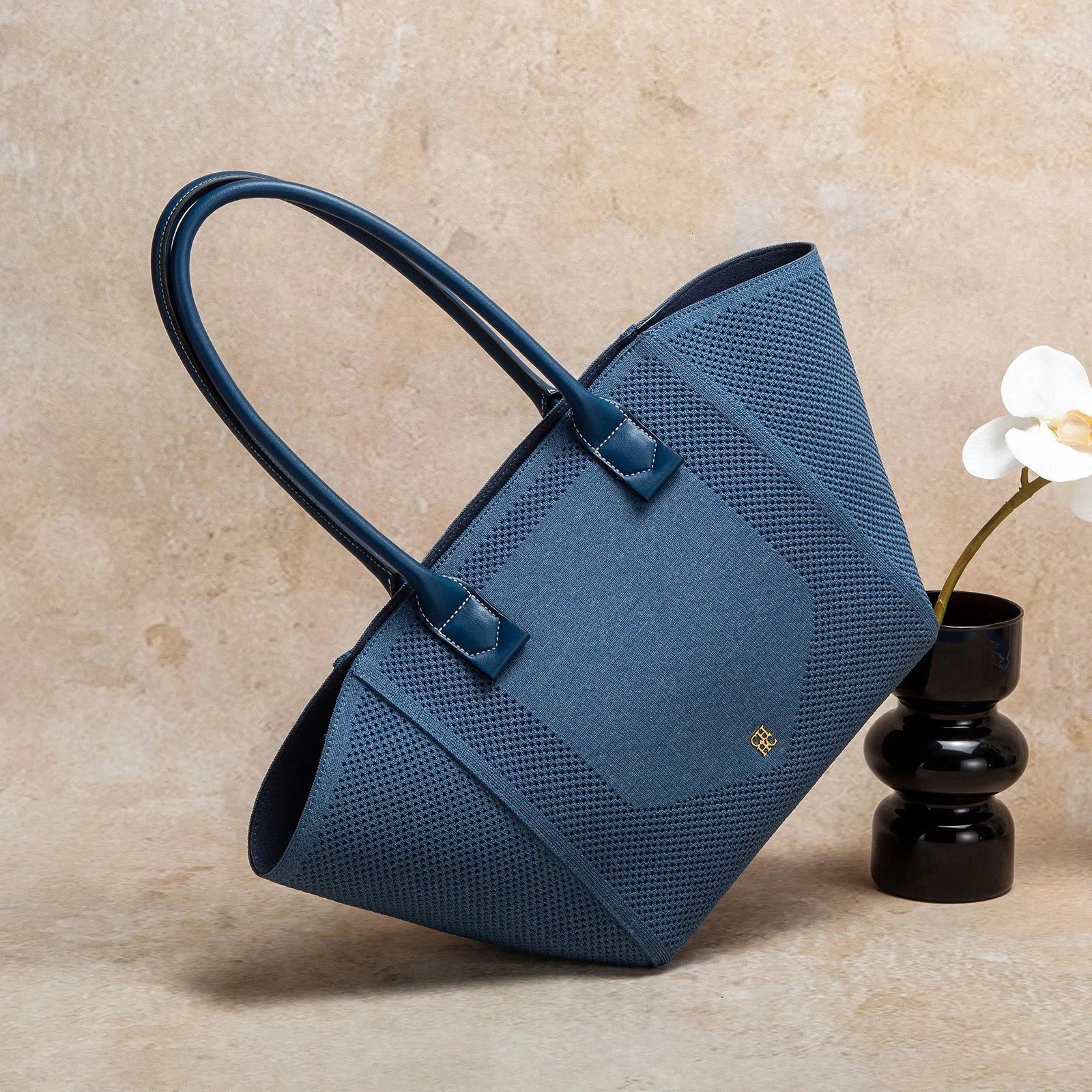 The Aurevia Mesh Tote - Vellegra