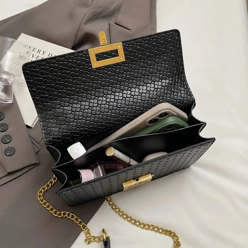 The Celvane Woven Chain Bag - Vellegra