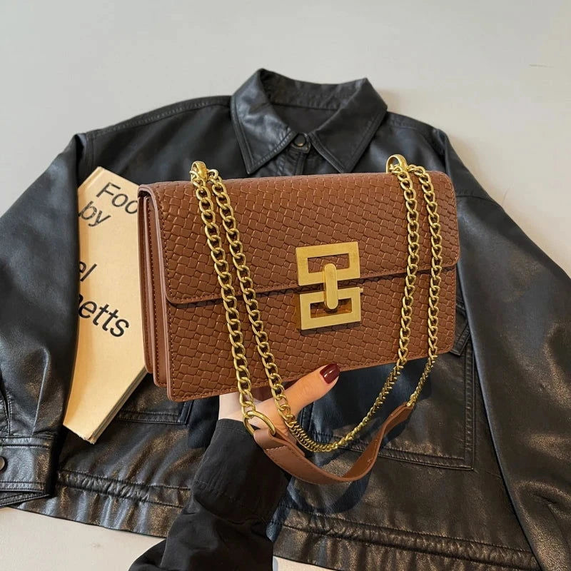 The Celvane Woven Chain Bag - Vellegra