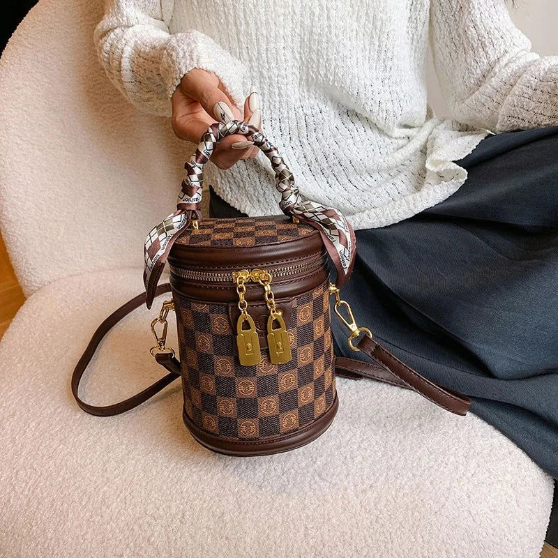 The Elira Cylinder Vanity Bag - Vellegra