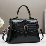 The Lioraque Croco Flap Tote - Vellegra