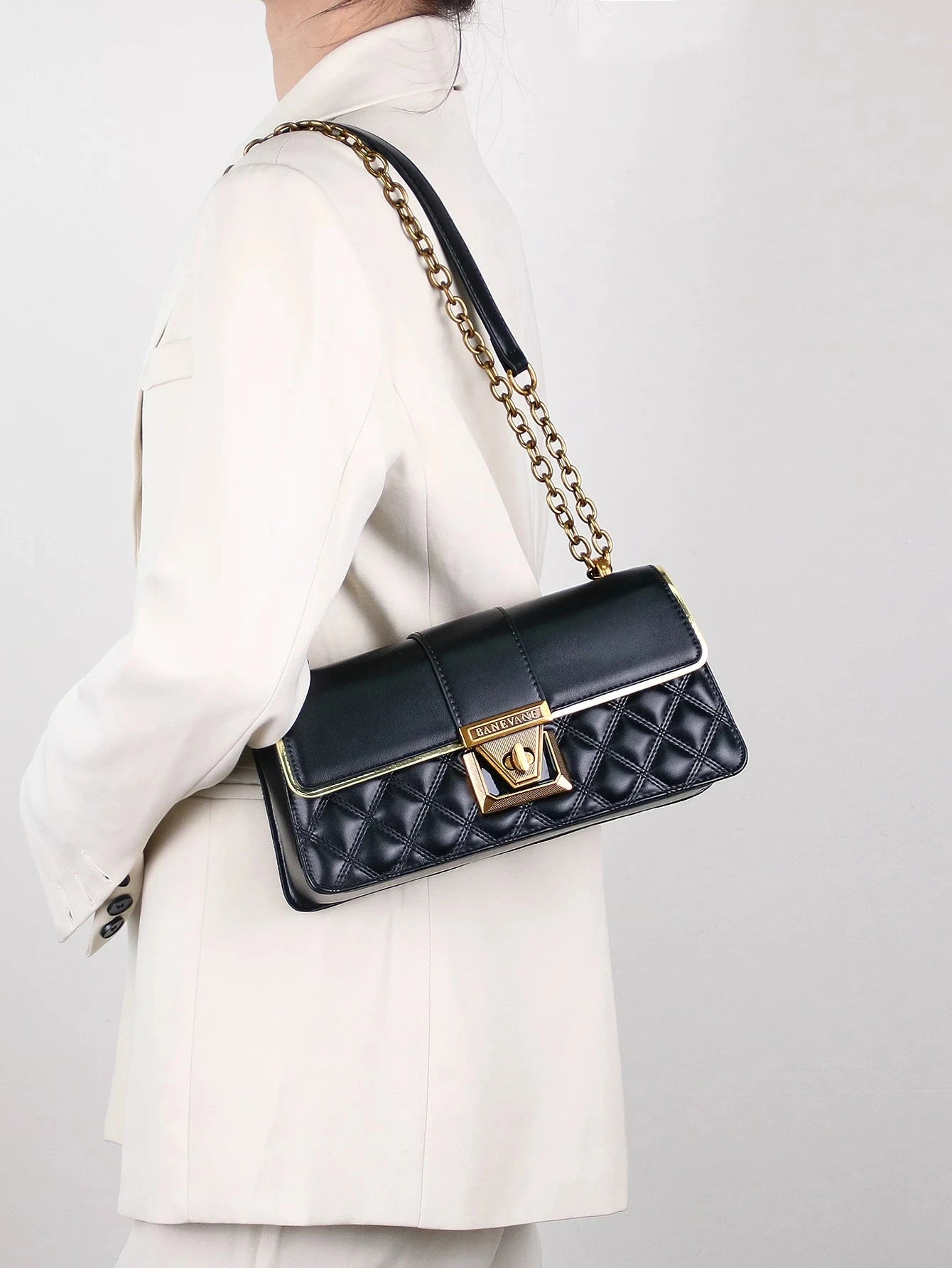 The Valette Lock Flap - Vellegra