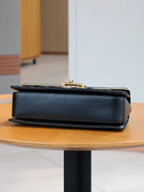 The Valette Lock Flap - Vellegra