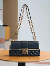 The Valette Lock Flap - Vellegra