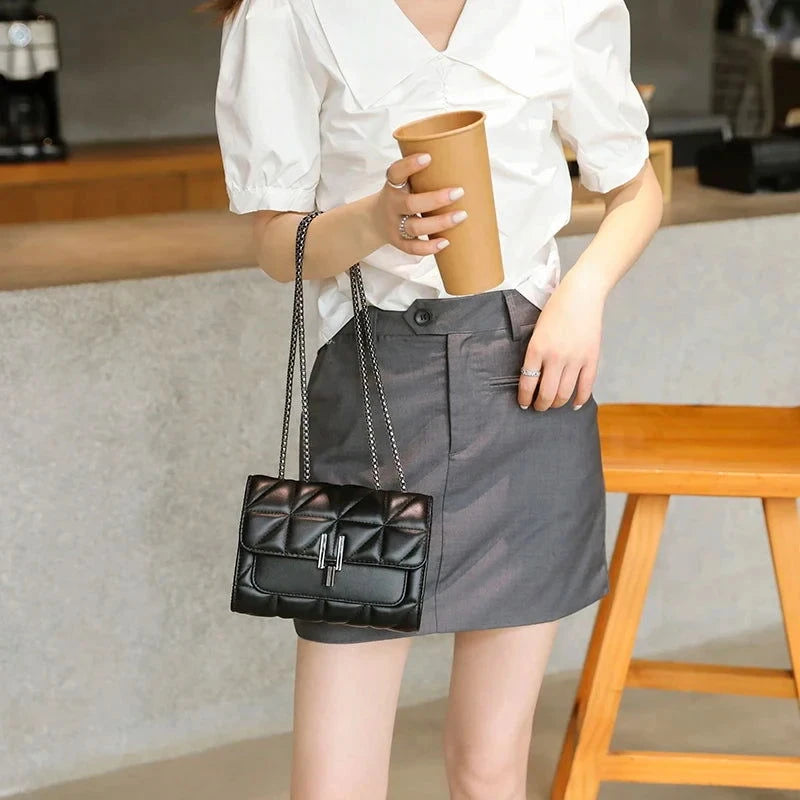 Vesper Quilted Chain Mini - Vellegra